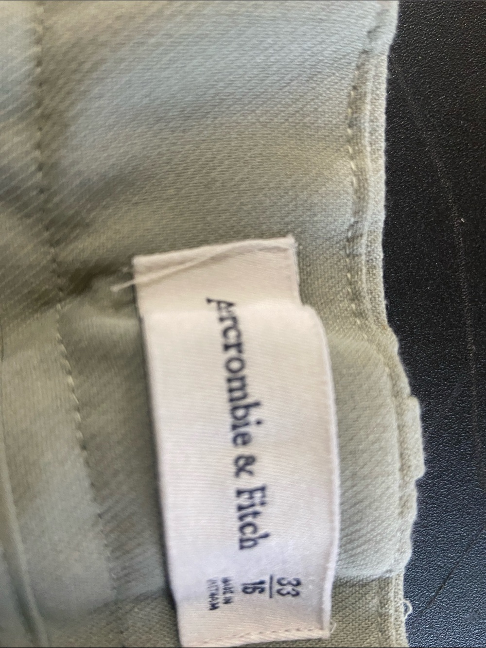 Abercrombie& & Fitch  High-Rise Pleat Front Women’s Shorts - Light Olive Size 16 - Picture 8 of 8